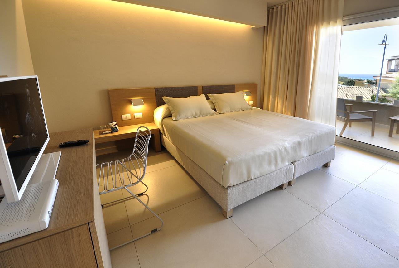 Domu Simius Life Style Hotel Villasimius Esterno foto